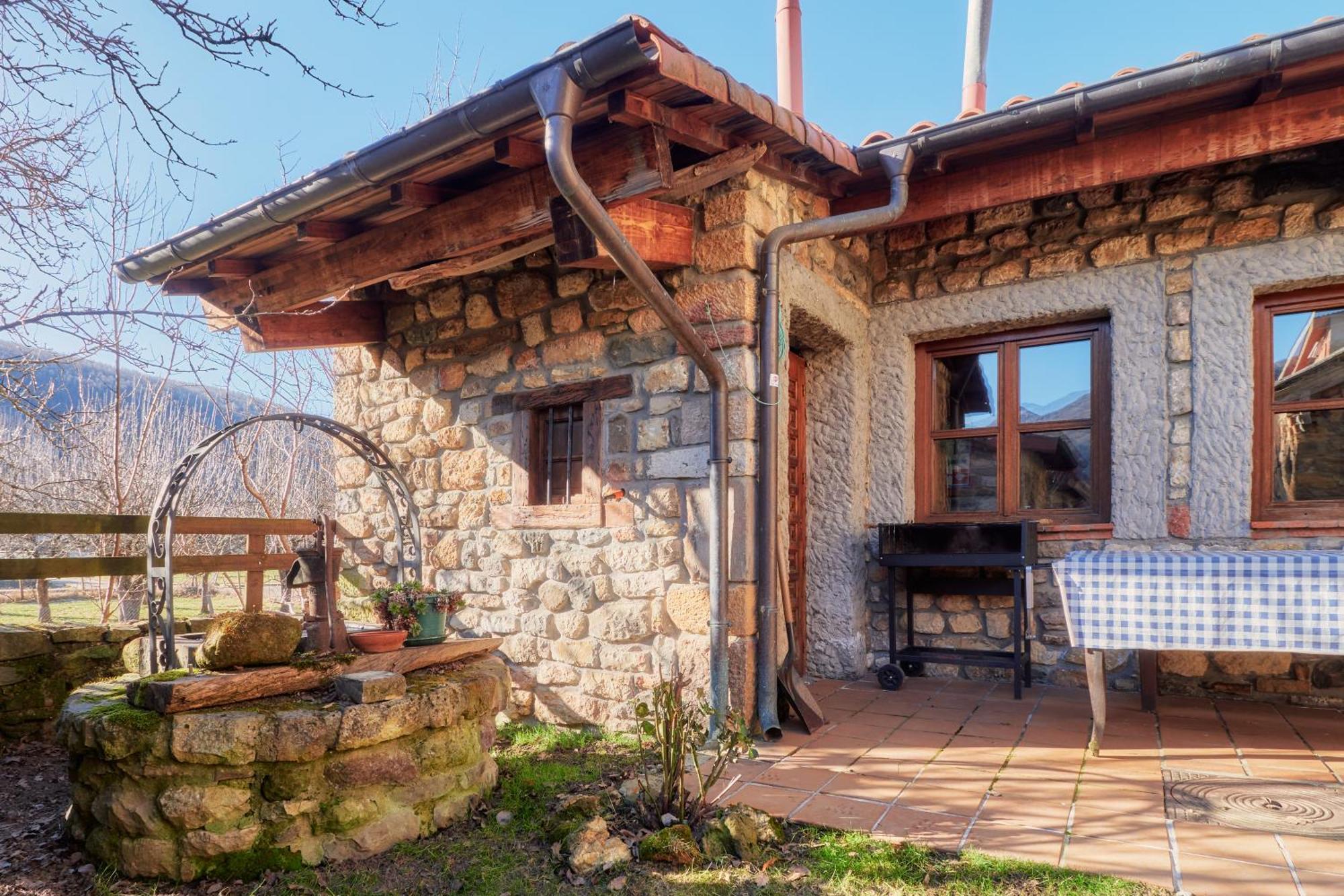 Aldaron Pension Boca de Huérgano Buitenkant foto